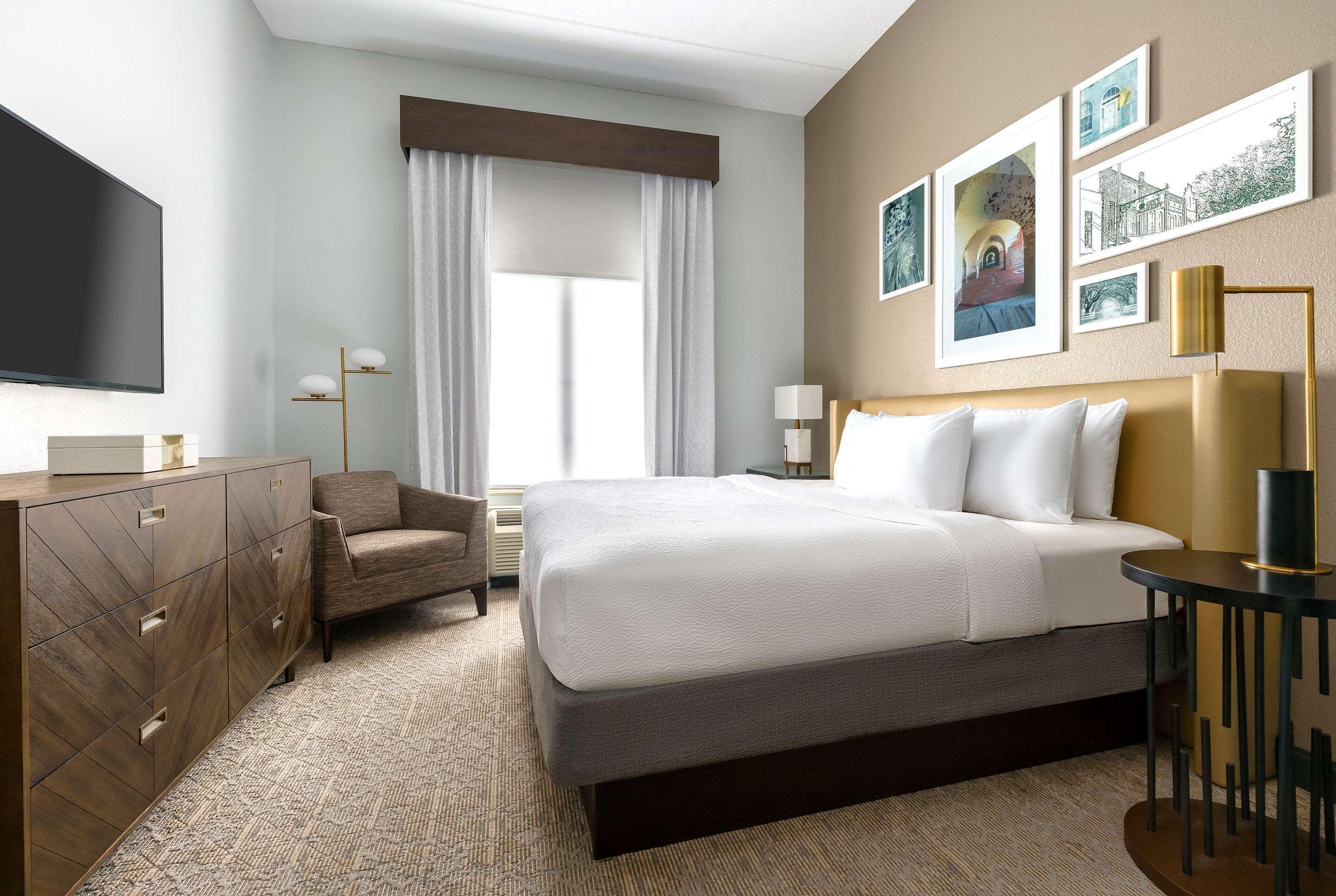 The Bluff Hotel Savannah, Tapestry Collection By Hilton Exteriör bild
